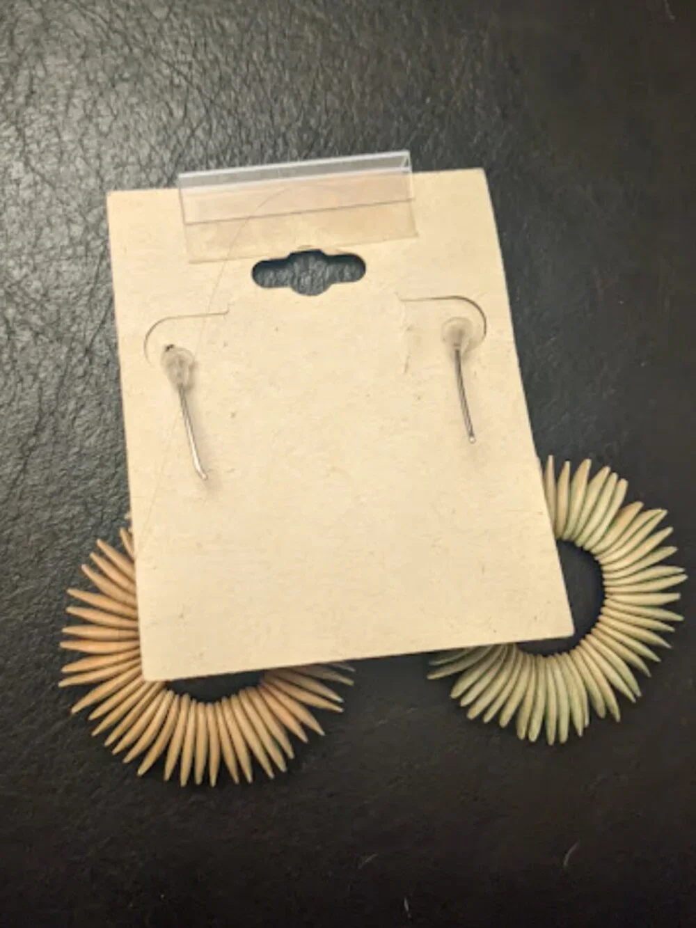 VR Seeds and Fruits - Melon Seed Hoop Earrings